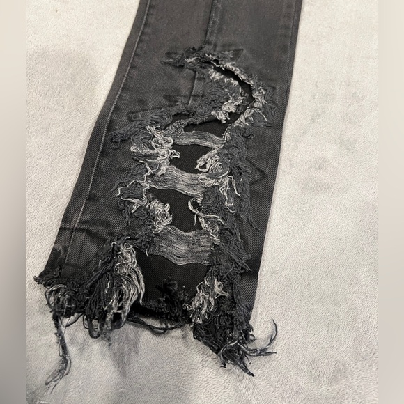 Val. Kristopher Jeans - Picture 3 of 11